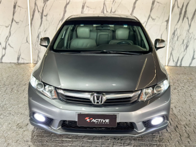Honda Civic 1.8 16V    2014